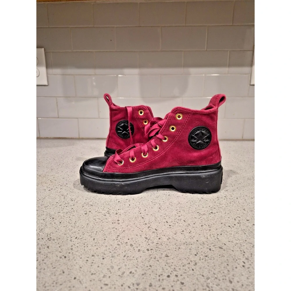 New Chuck Taylor All Star Lugged Lift Platform Pink Velvet Size 3.5